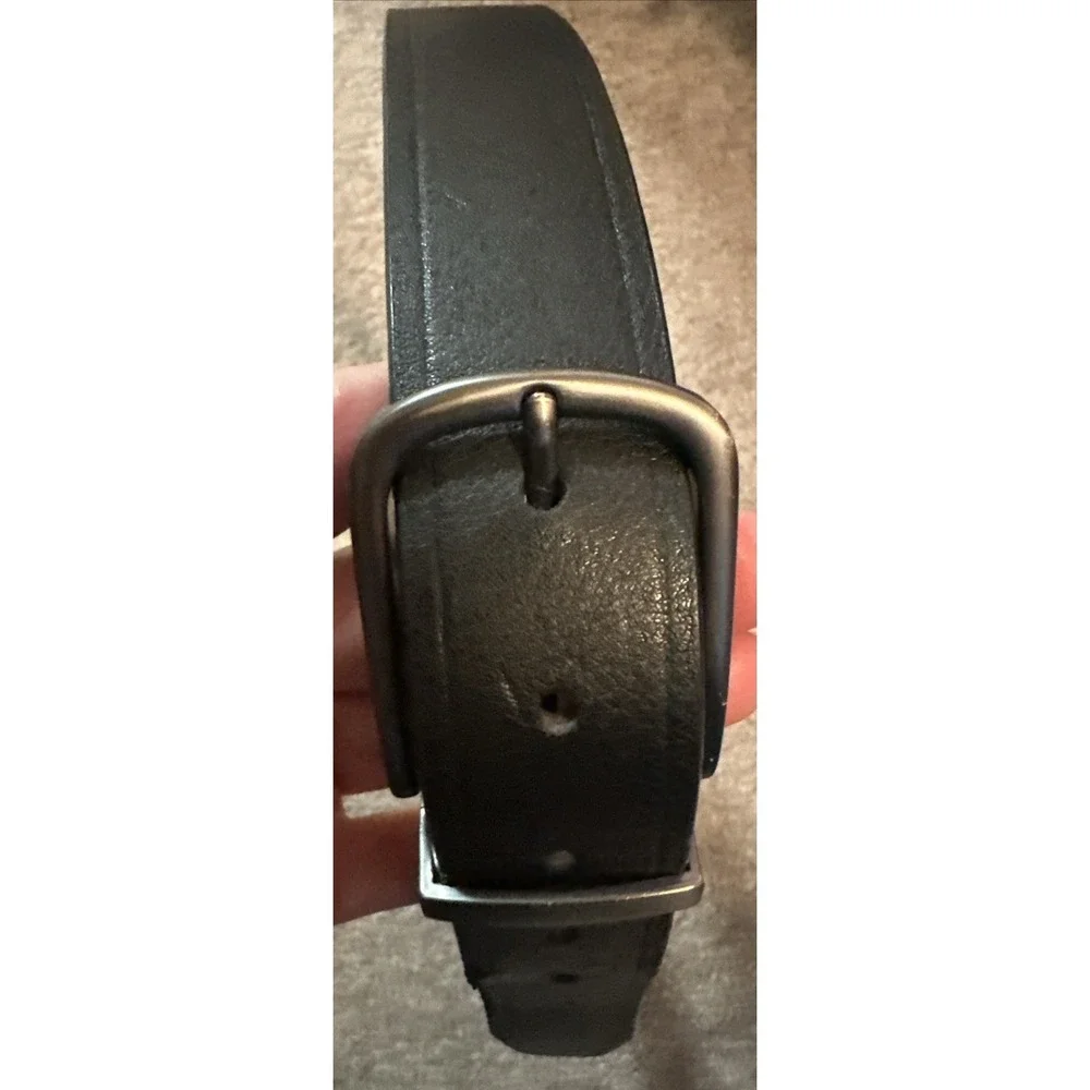 Dockers Men's Leather Reversible Belt Size 38 Black/Brown Classic Well Made Work